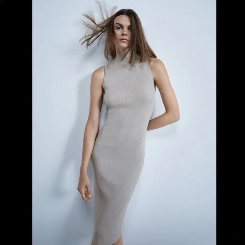 Zara Sleeveless Knit Stretchy Mockneck Bodycon Midi Dress Grey Size Medium
